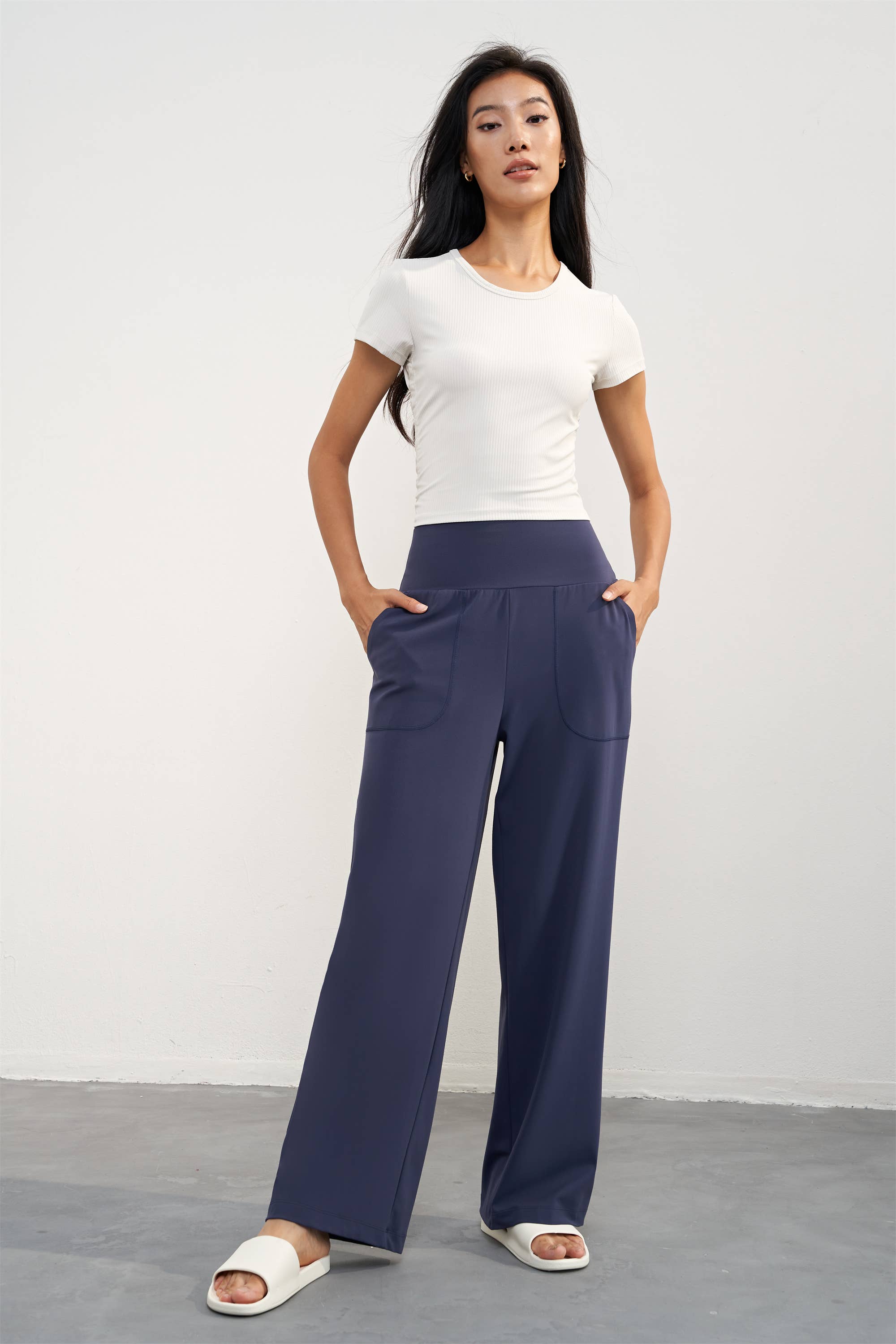 REVERIE - Callista Everyday Ribbed Crew Neck Short Sleeve T-Shirt